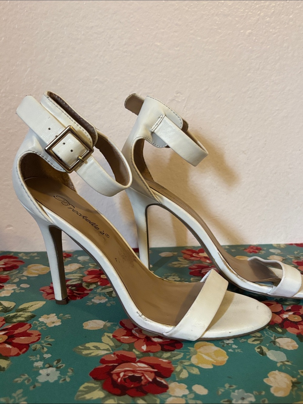 Breckelles White Open Toe Ankle-Strap Stiletto Heels 4-Inch High Heel
